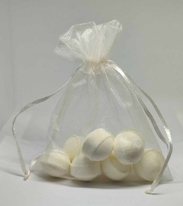 9 mini billes vanille en sachet organza