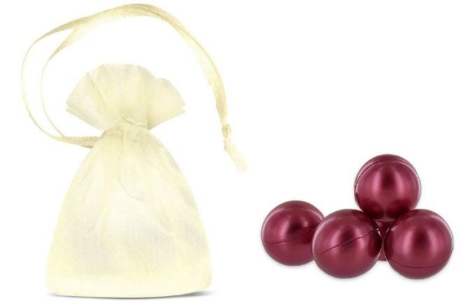 9 perles de bain ronde parfum fraise dans un sachet organza