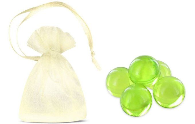 9 perles de bain ronde parfum pomme dans un sachet organza